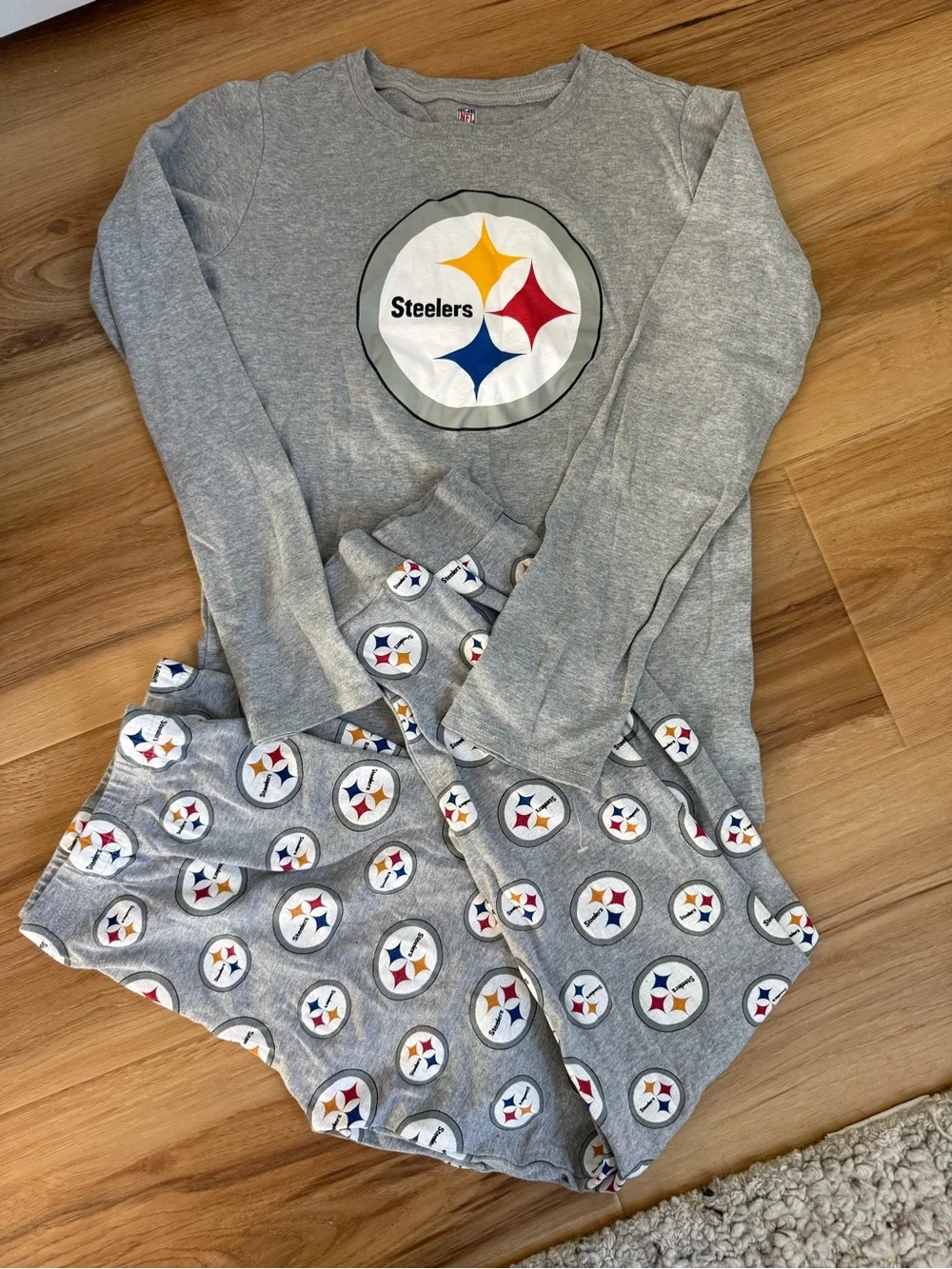Pittsburgh Steelers Gray Logo Pajama Set boys XL 18/20